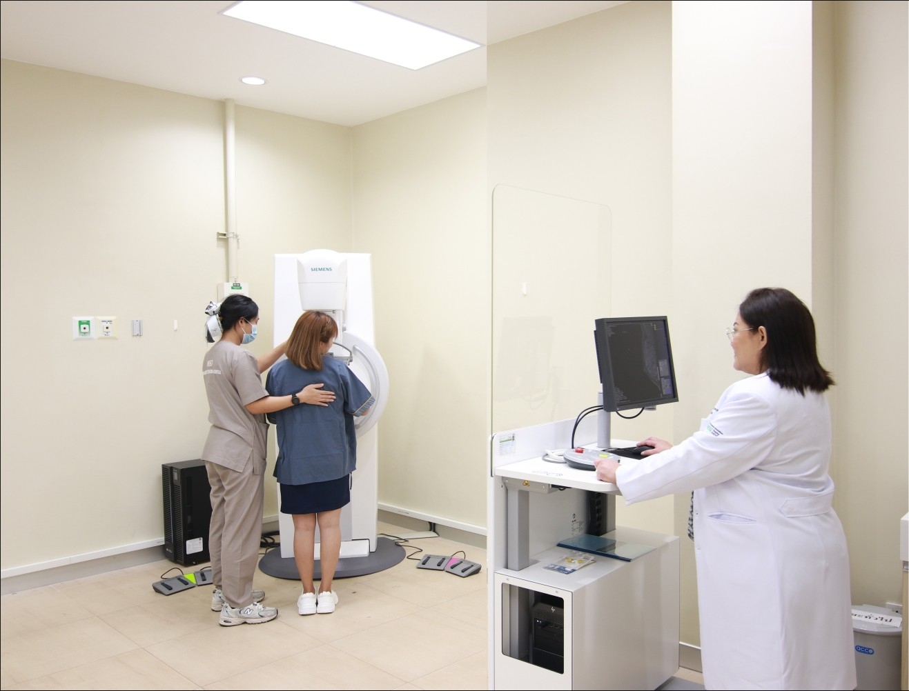 เครื่องตรวจเต้านม Mammogram
